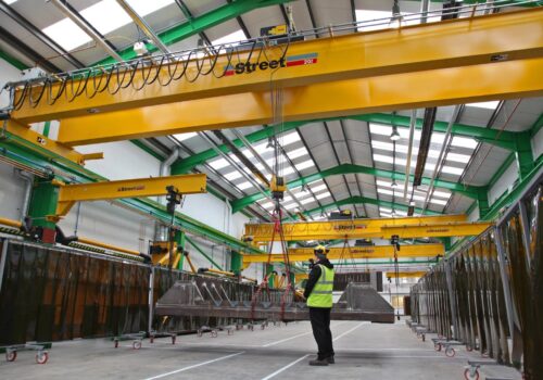overhead crane operators in qatar